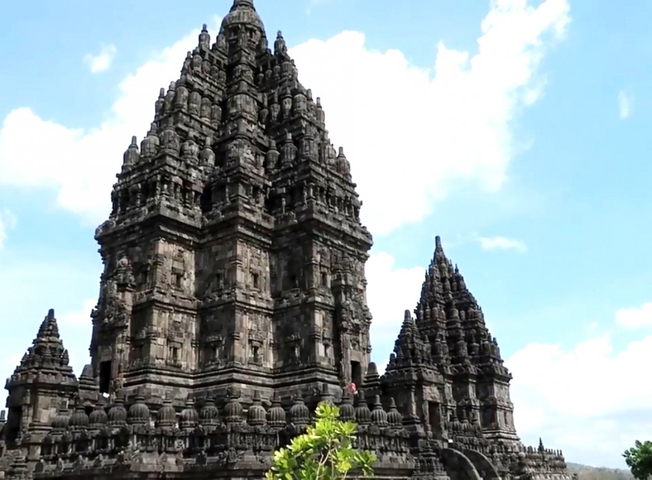 3 Days of Jomblang Cave Pindul Tubing Borobudur & Prambanan Trips