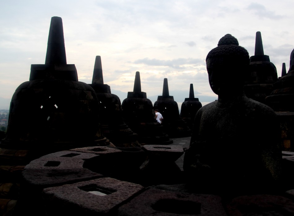 3 Days of Jomblang Cave Adventure & Borobudur Sunrise