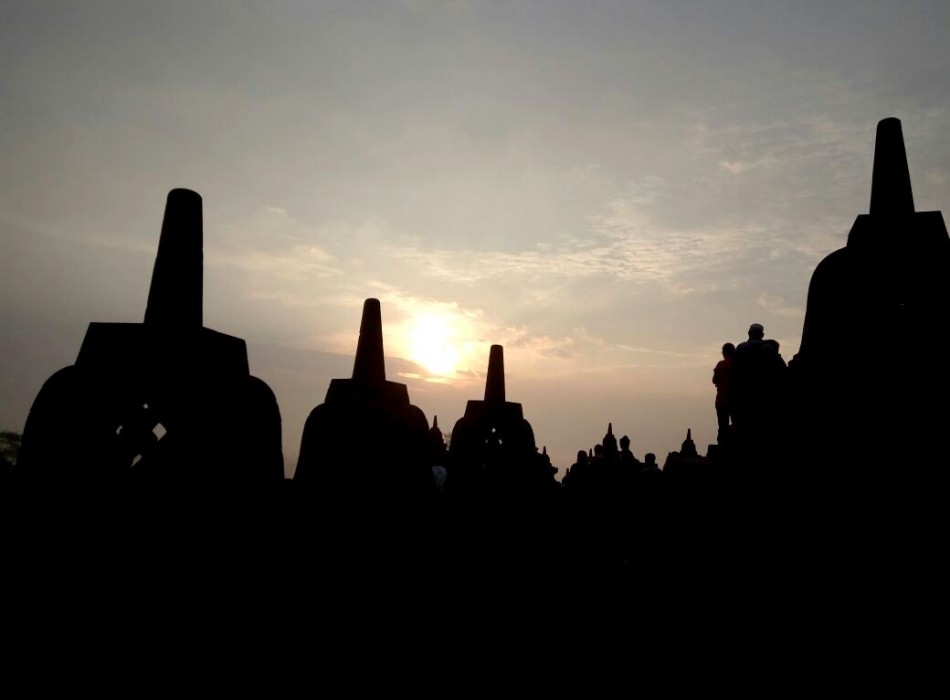 Borobudur Sunrise Merapi Prambanan Jomblang Cave