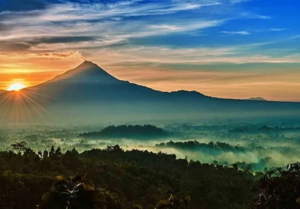 Yogyakarta Sunrise : Punthuk Setumbu, Borobudur Temple, Merapi Lava Tour ( 4X4 ) & Prambanan Temple