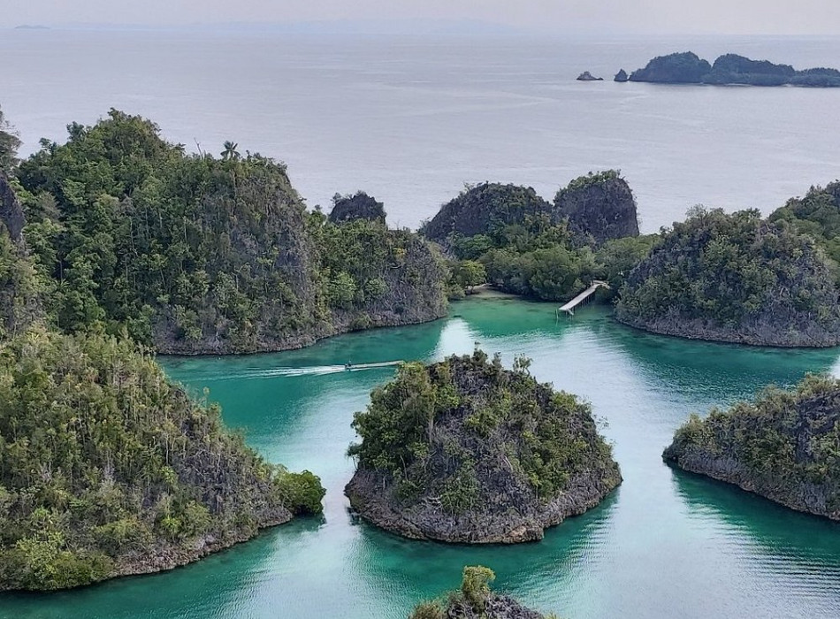 5D4N Raja Ampat - Piaynemo Tour Package