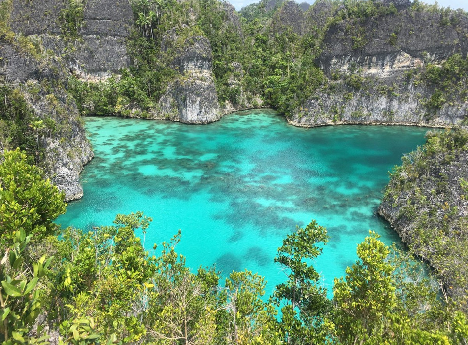 5D4N Raja Ampat - Piaynemo Tour Package