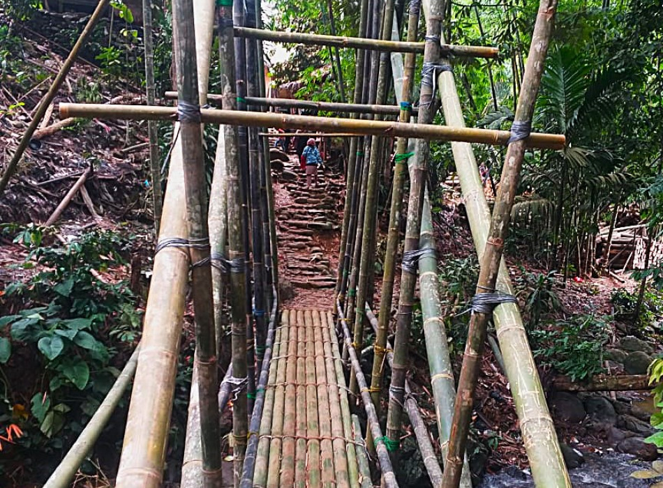 Baduy Tribe Day Tour From Jakarta